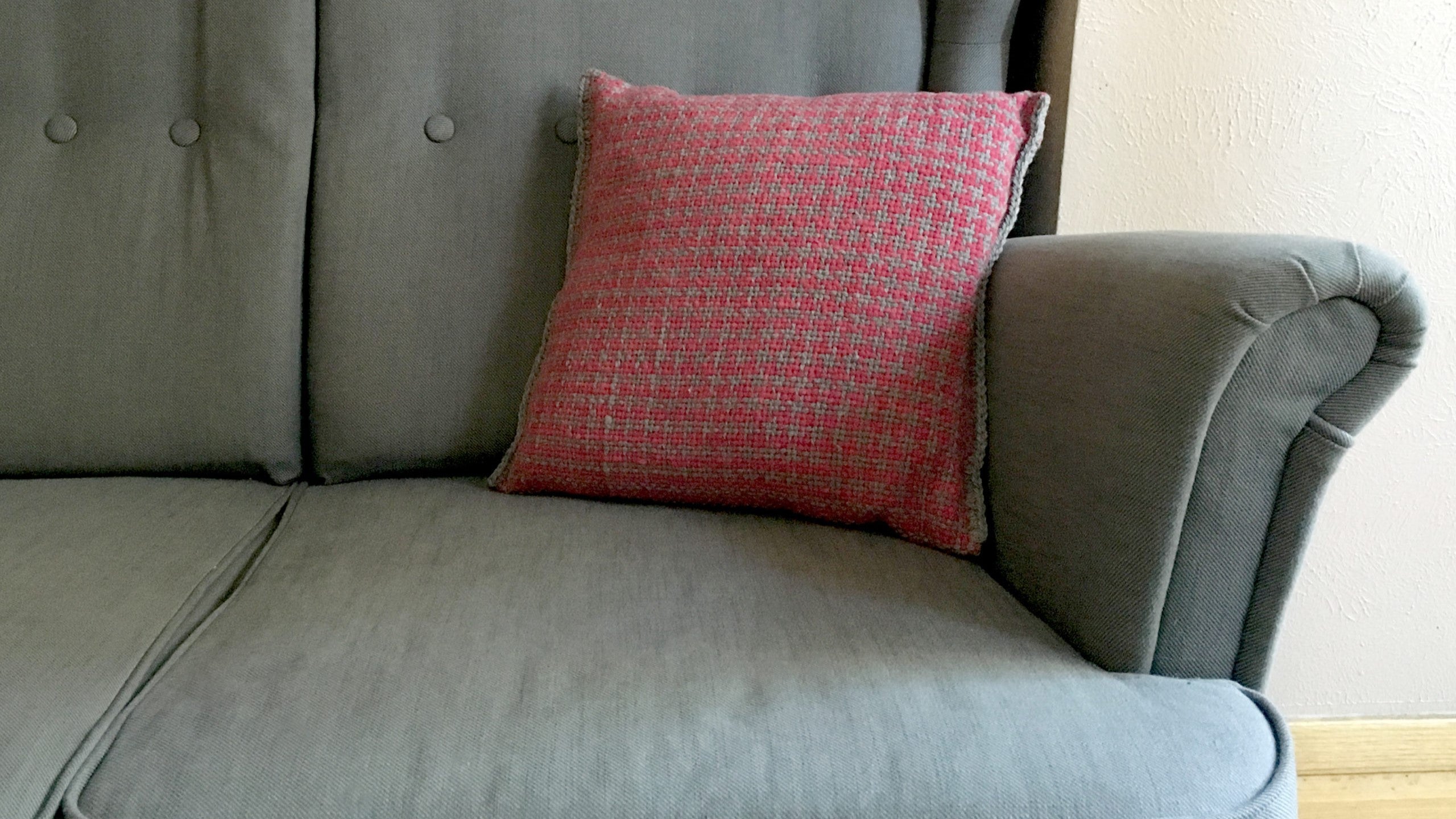 Houndstooth pillow hotsell