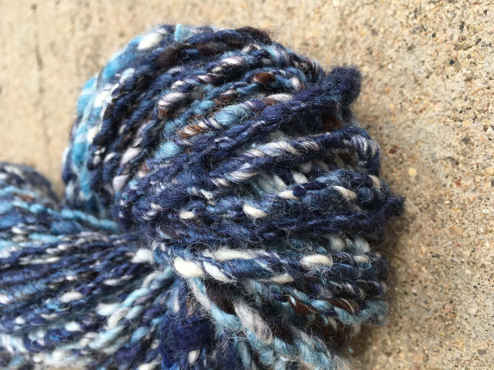 How to Spin a Textured Gradient Cable Yarn - Classy Squid Fiber Co. Collaboration