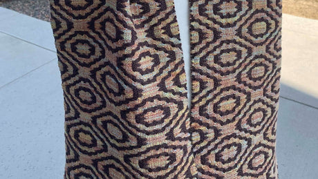 Manor Garden Scarf in Deflected Doubleweave