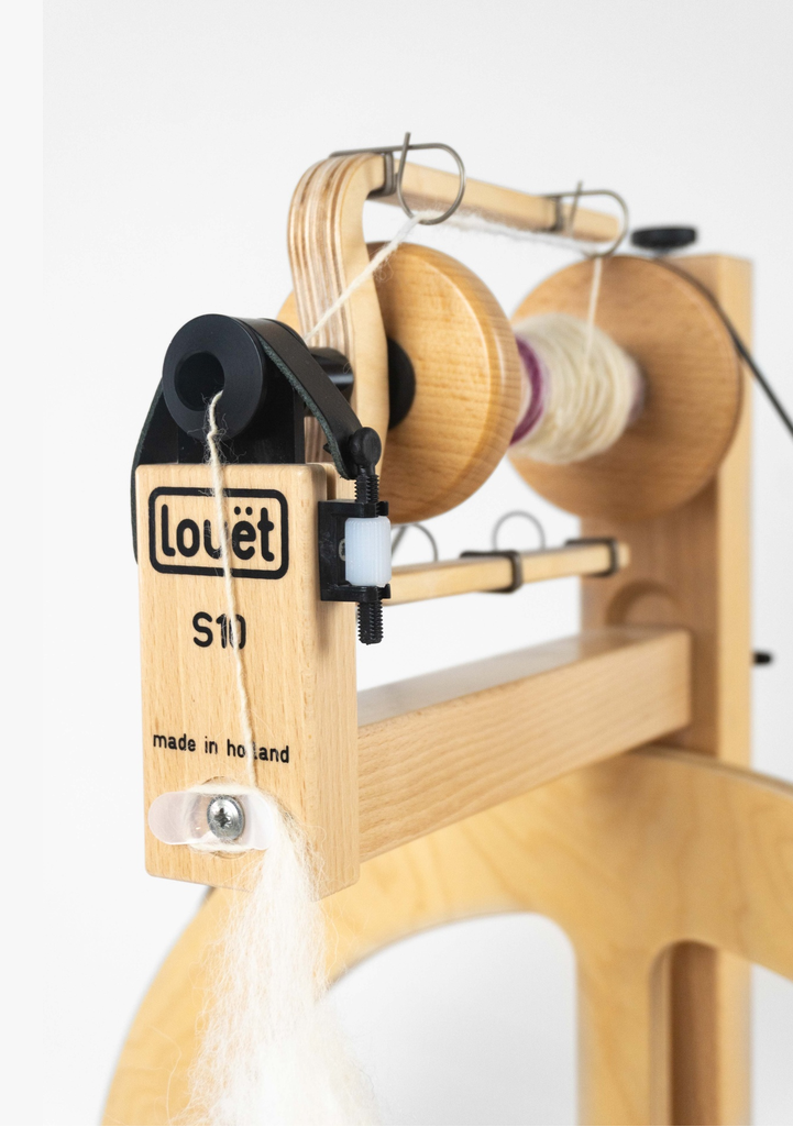 Louet S10 detail